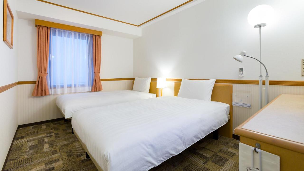 Toyoko Inn Kokura-Eki Minami-Guchi Kitakyushu Zewnętrze zdjęcie