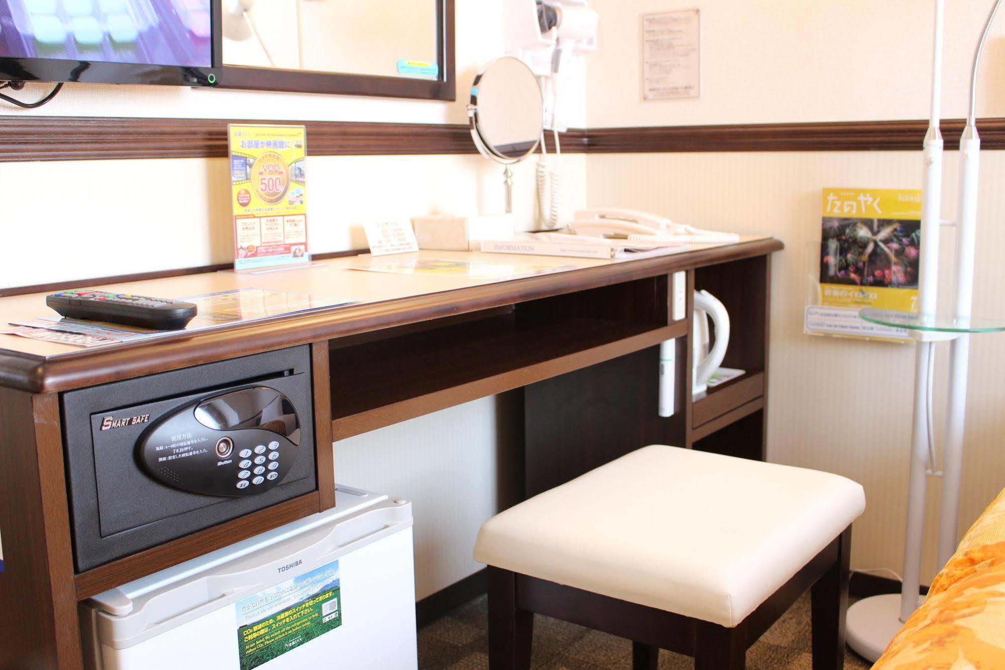 Toyoko Inn Kokura-Eki Minami-Guchi Kitakyushu Zewnętrze zdjęcie