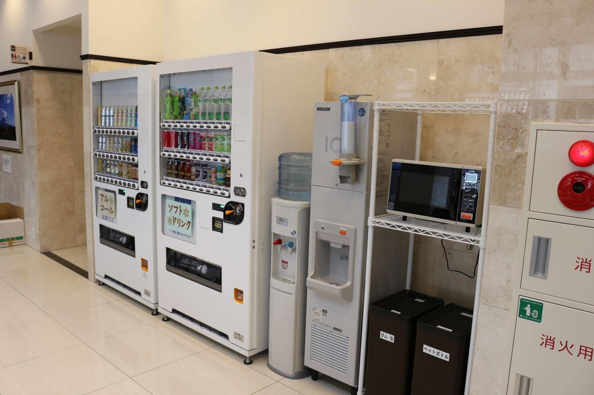 Toyoko Inn Kokura-Eki Minami-Guchi Kitakyushu Zewnętrze zdjęcie
